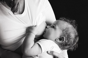 bébé allaité